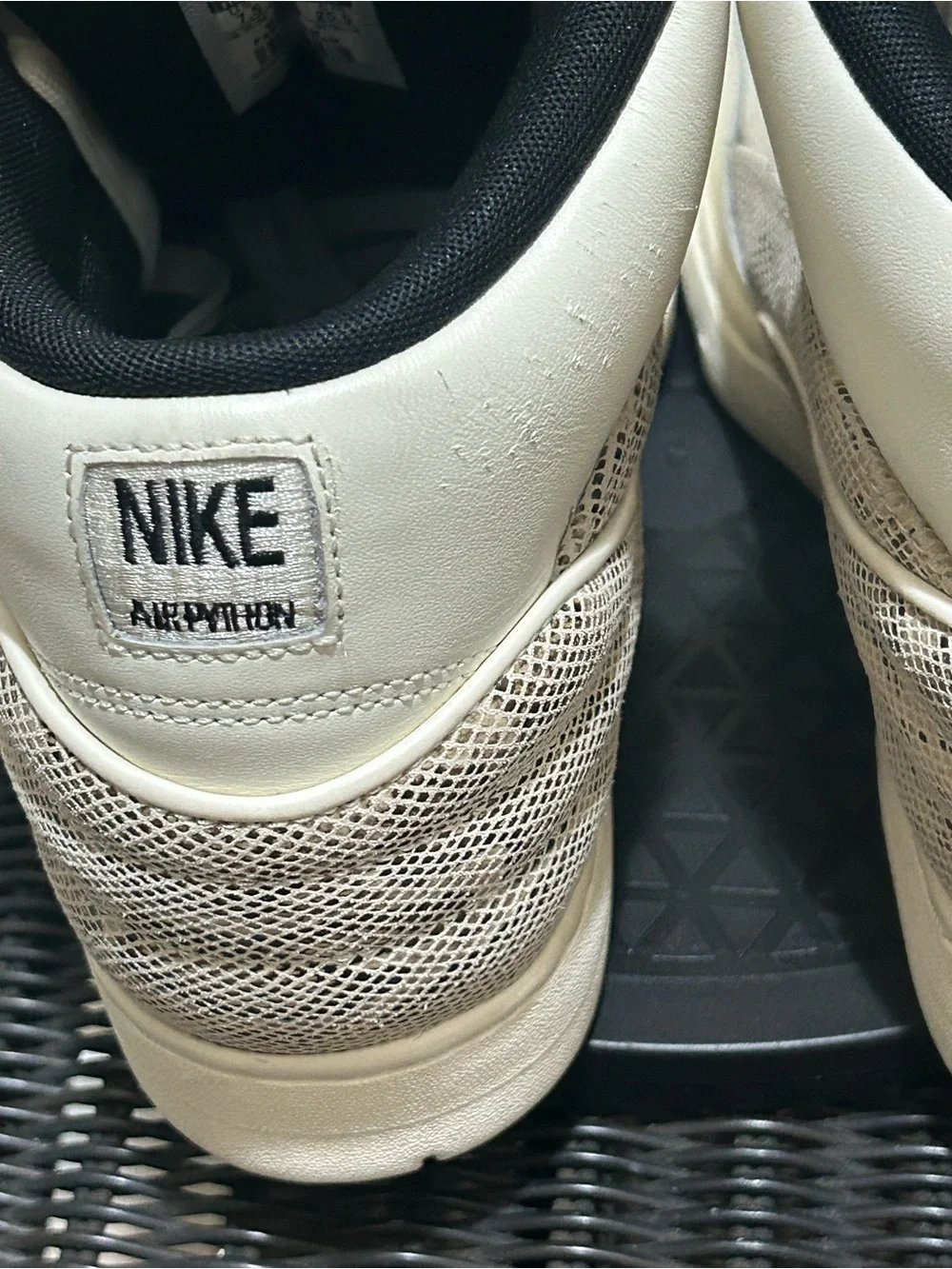 Size 7.5 Nike Air Python Sail 705067-100